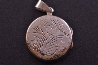 Silver Modern Locket