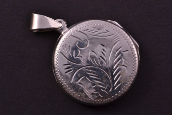 Silver Modern Locket