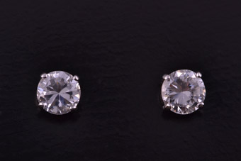 9ct Gold Stud Earrings