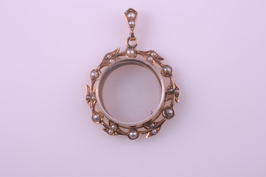 Gold Victorian Wreath Locket With Seed Pearls